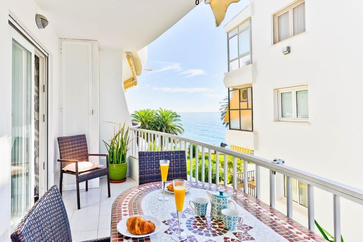 Acapulco Playa Apartment Nerja Exterior foto