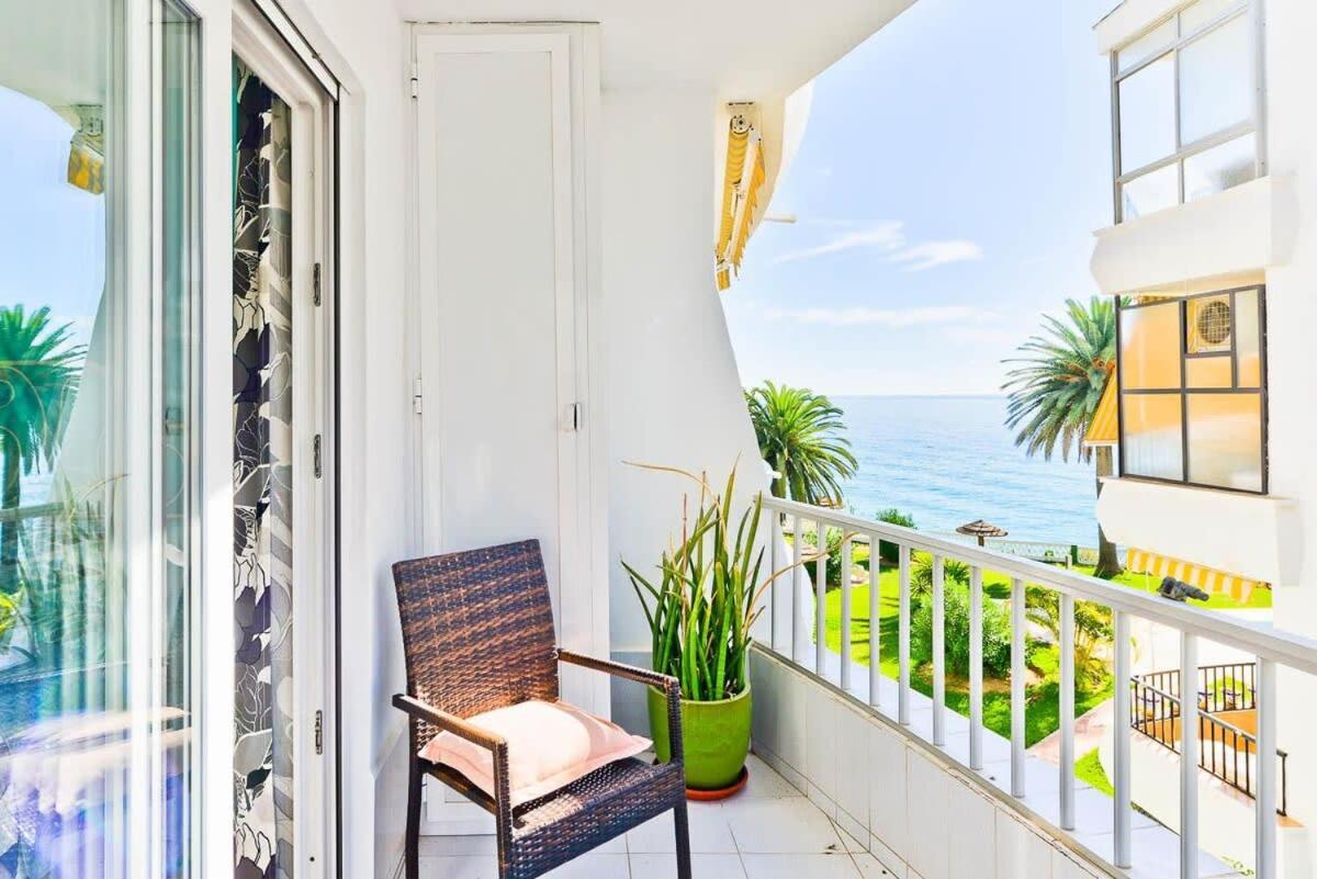 Acapulco Playa Apartment Nerja Exterior foto