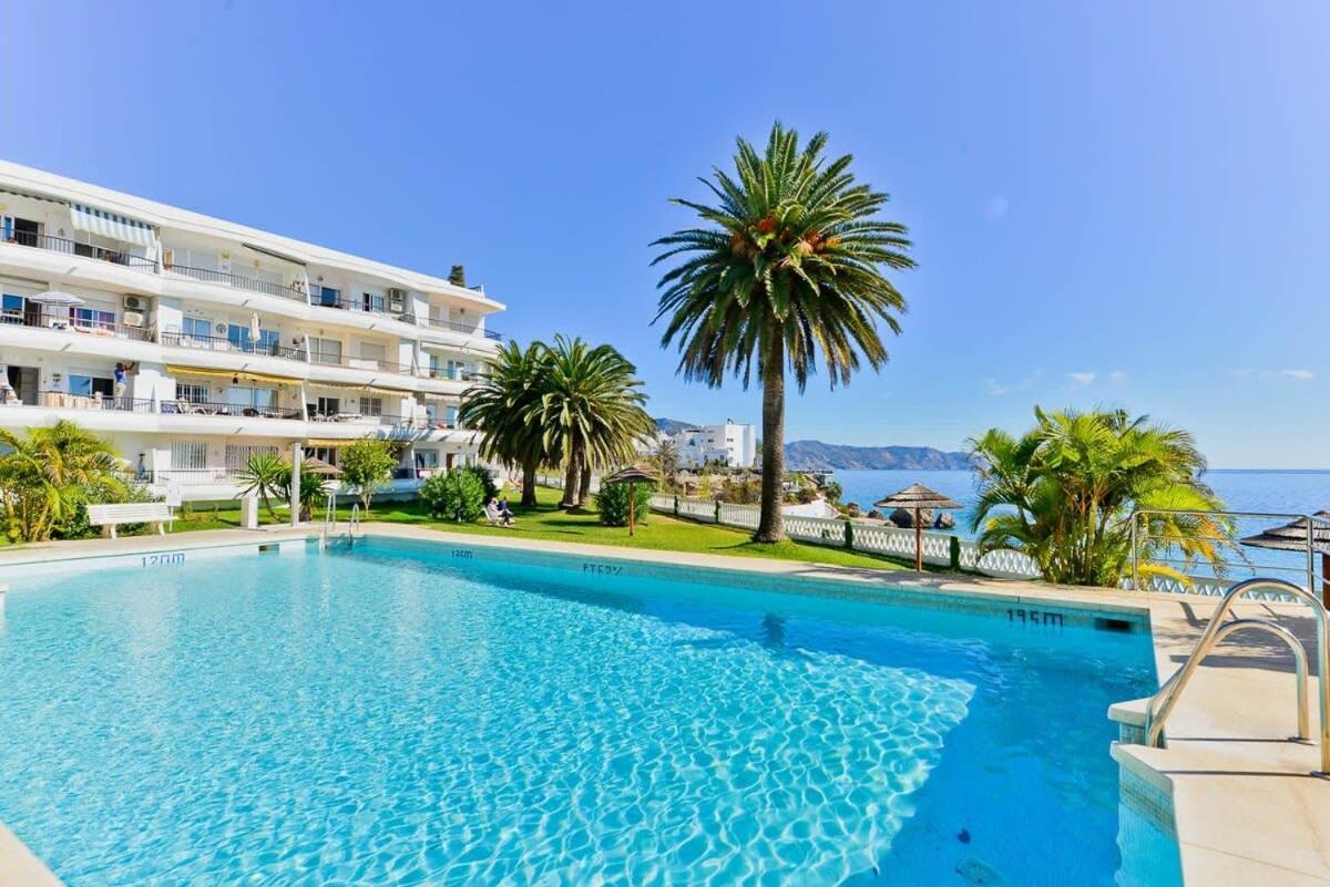 Acapulco Playa Apartment Nerja Exterior foto